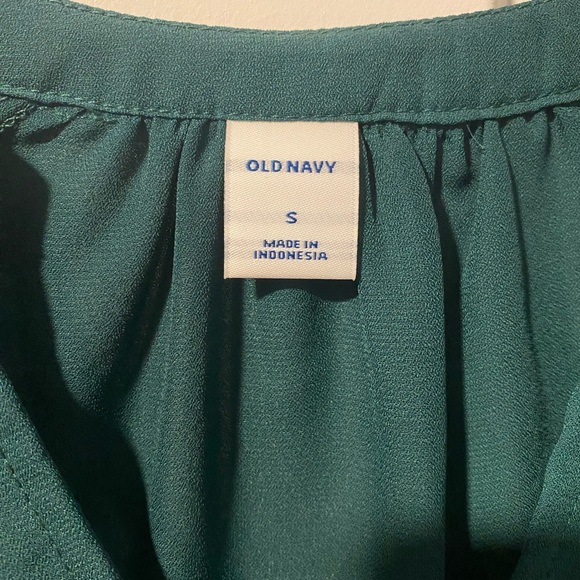 Old Navy Short Sleeve Green Blouse Size Small - Picture 2 of 2